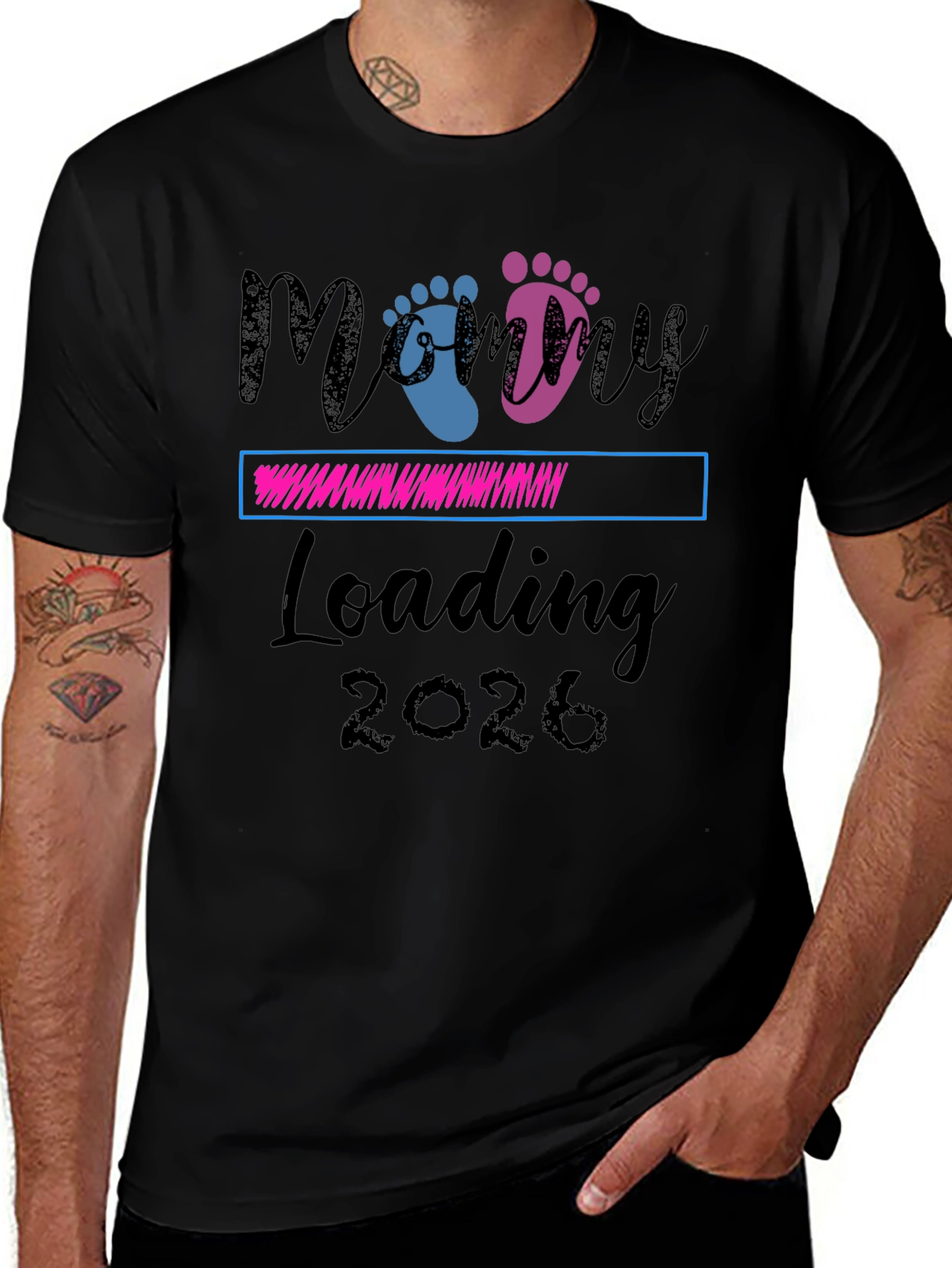 Mommy Loading 2026 T-Shirt - Pregnancy Announcement Tee
