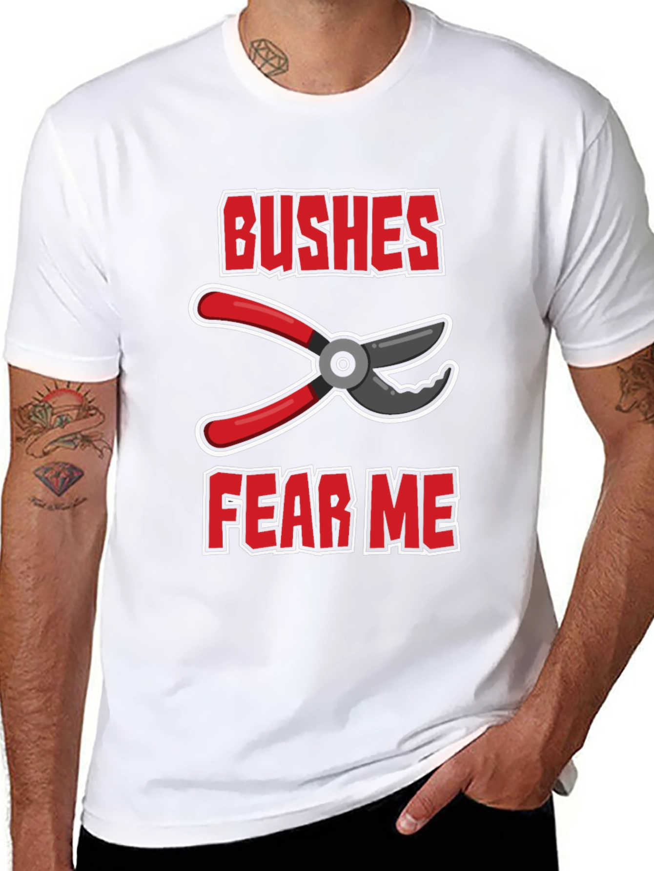 Bushes Fear Me Funny Gardener T-Shirt