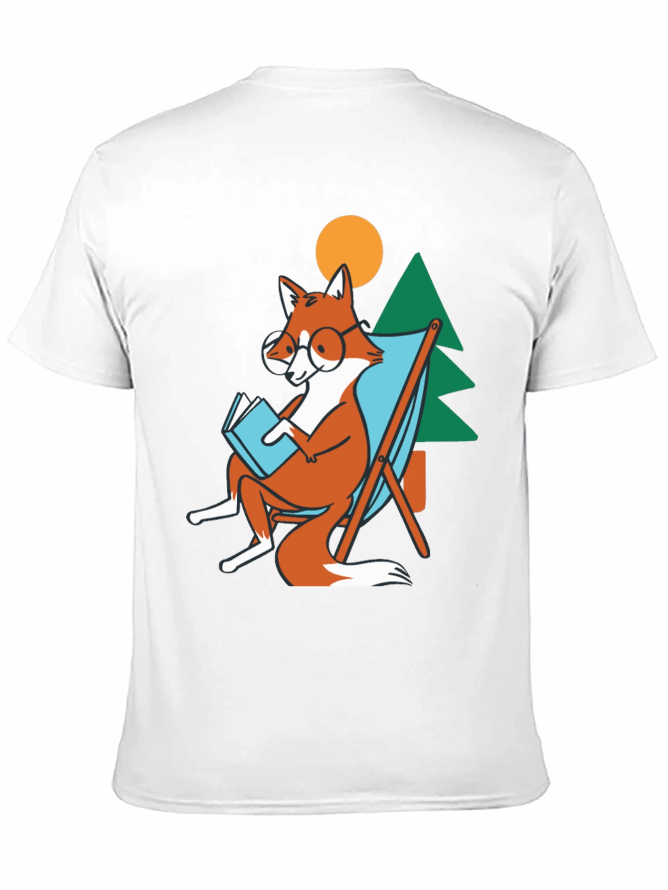 Relaxing Fox T-Shirt: Bookworm in Nature