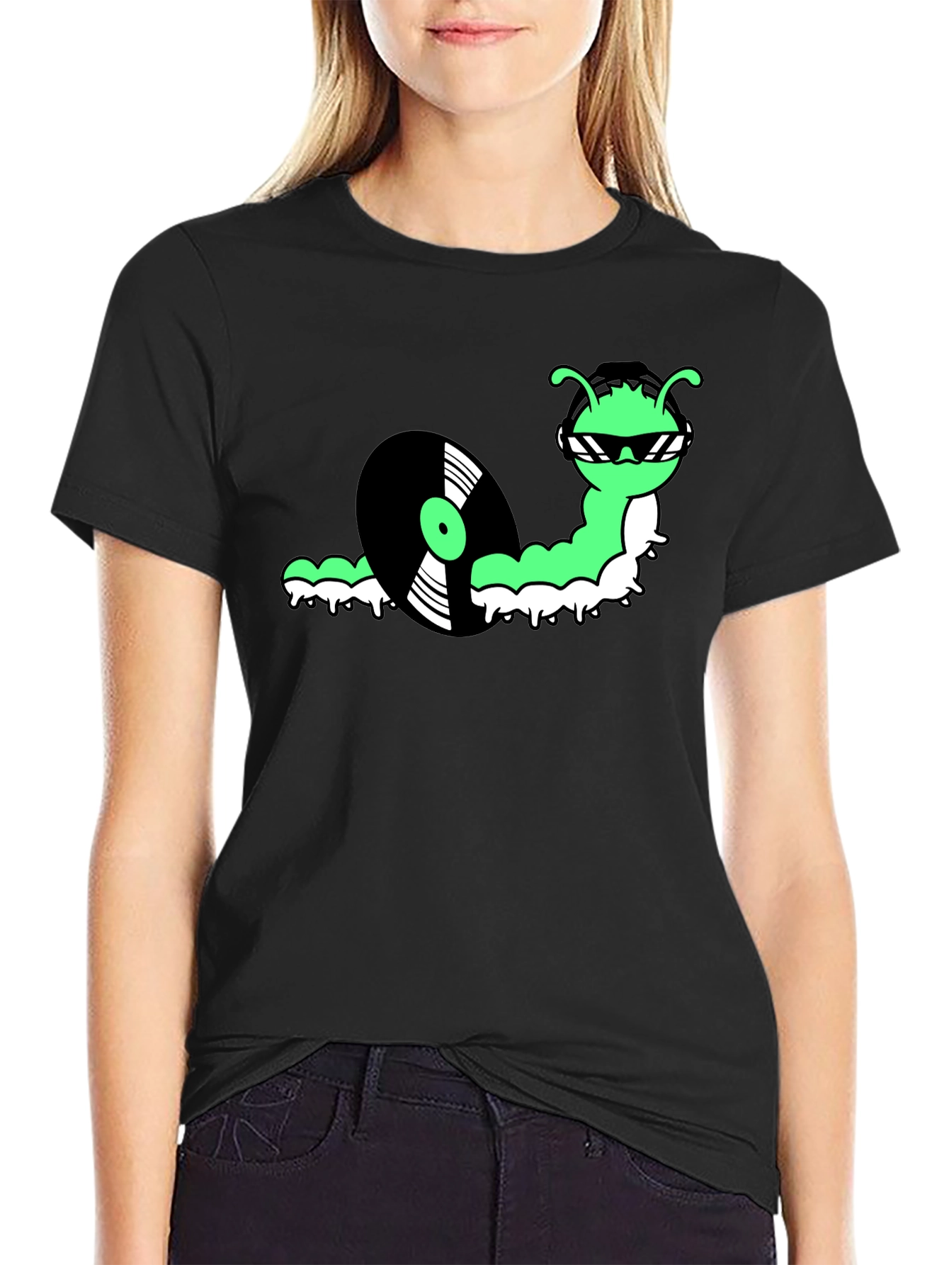 Cool Cartoon Snail DJ Graphic T-Shirt