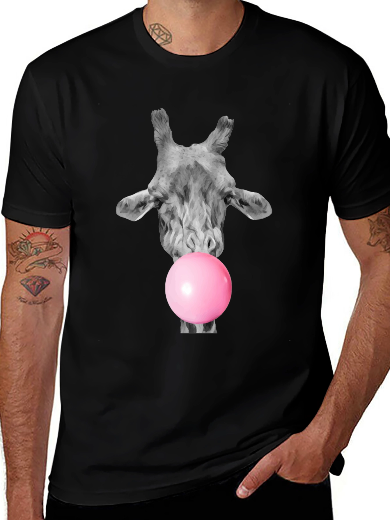 Giraffe Bubblegum T-Shirt - Black Cotton Tee